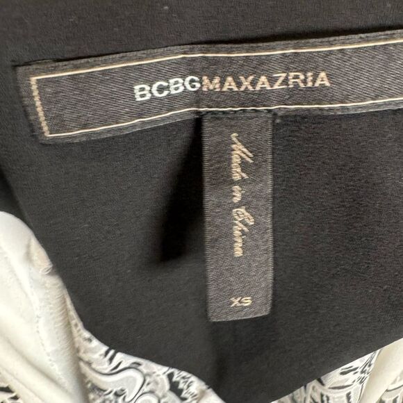 BCBGMaxazria black and white color block Veronika print tunic blouse top size XS - Picture 6 of 6
